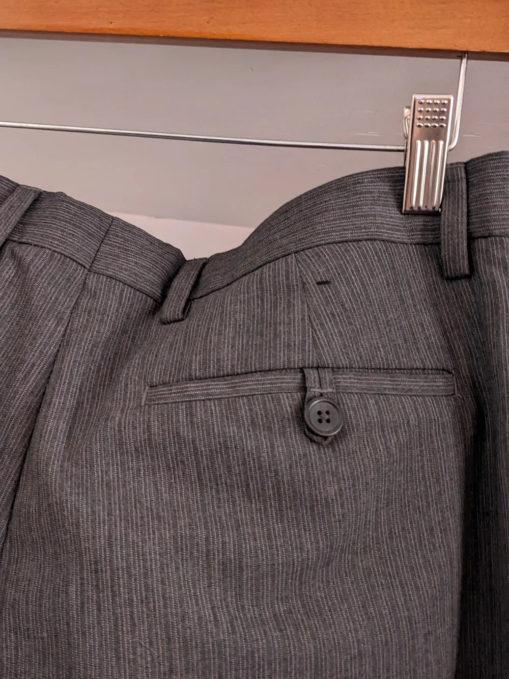 Banana Republic Men's Grey Pinstripe Trousers Professional Interview Office